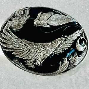Vtg Unisex Siskiyou 1997 Native American Patriotic Hat Lapel Pin Brooch Eagle